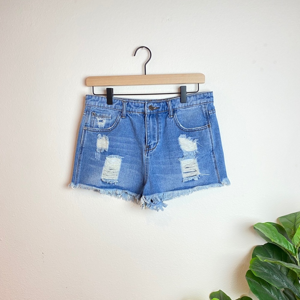 JEANS• Distressed Denim size M Shorts